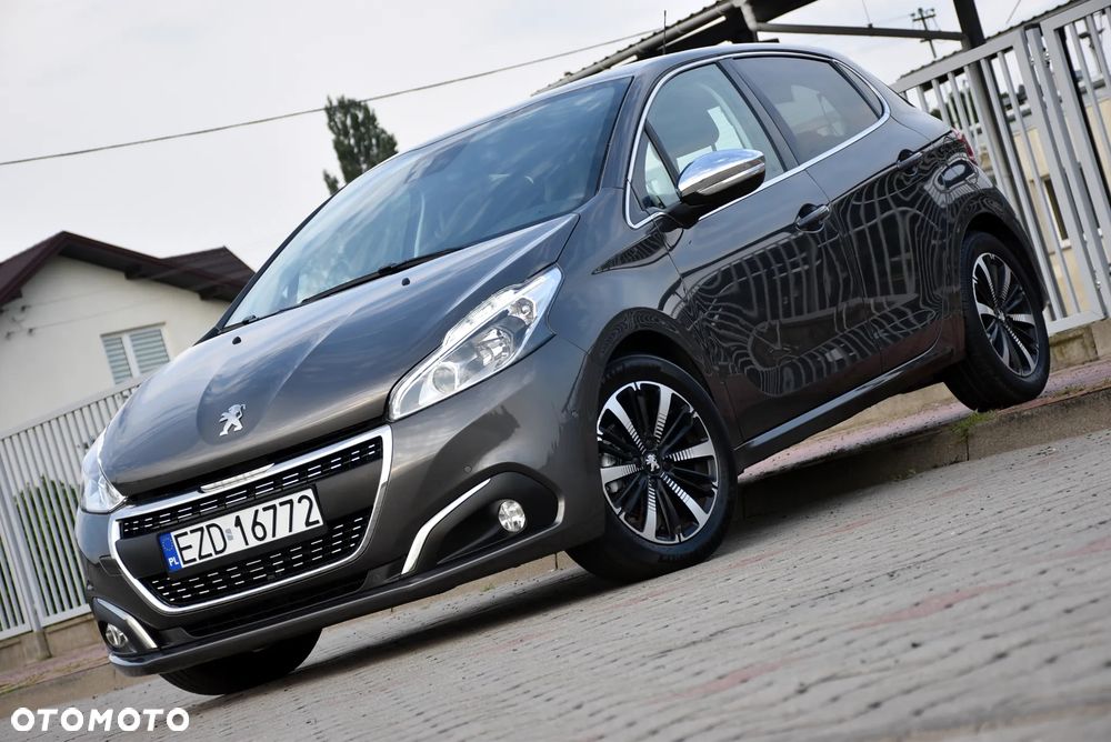 Peugeot 208 - 9