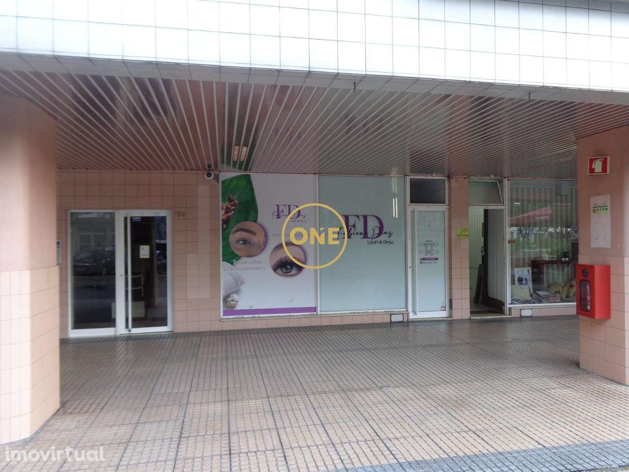 Loja em Maximinos para arrendamento - Grande imagem: 4/6