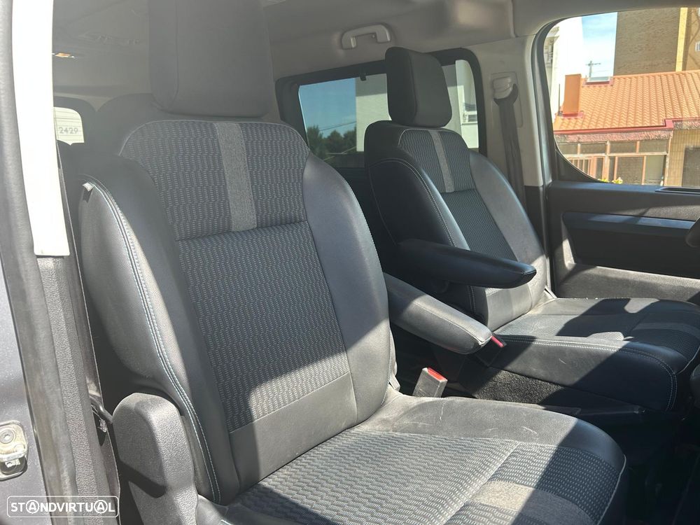 Peugeot Traveller 1.5 BlueHDi L3H1 Allure Long - 19