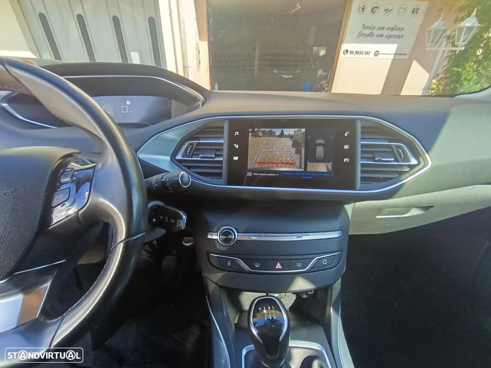 Peugeot 308 SW 1.5 BlueHDi Style - 20