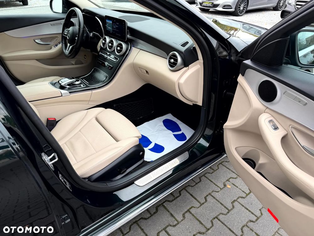 Mercedes-Benz Klasa C 220 d 9G-TRONIC Exclusive - 7