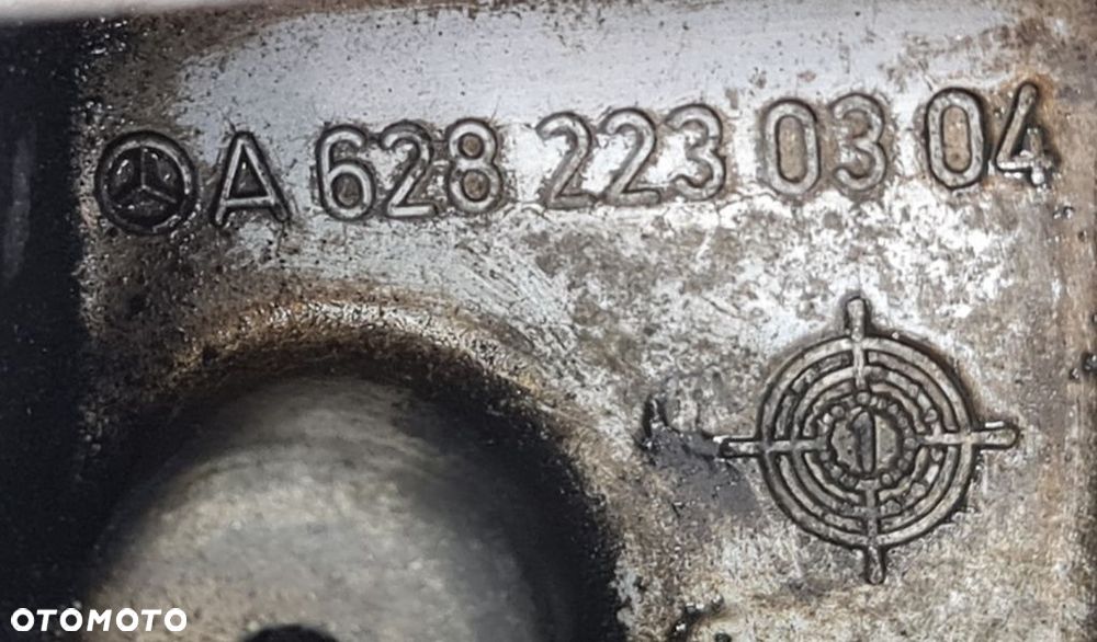 ŁAPA SILNIKA MERCEDES W163 4.0 CDI A6282230304 - 4
