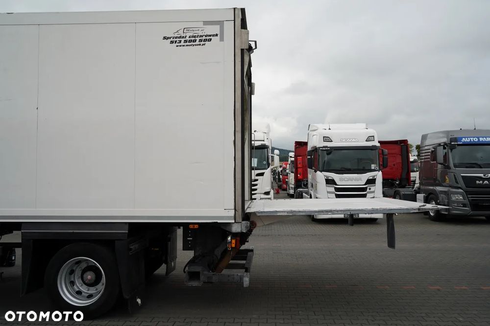 Schmitz Cargobull CHŁODNIA / THERMO KING SLX SPECTRUM / City liner / 1 osiowa / 11,3 M / MULTITEMPERATURA / WINDA DHOLLANDIA / SAF - 14