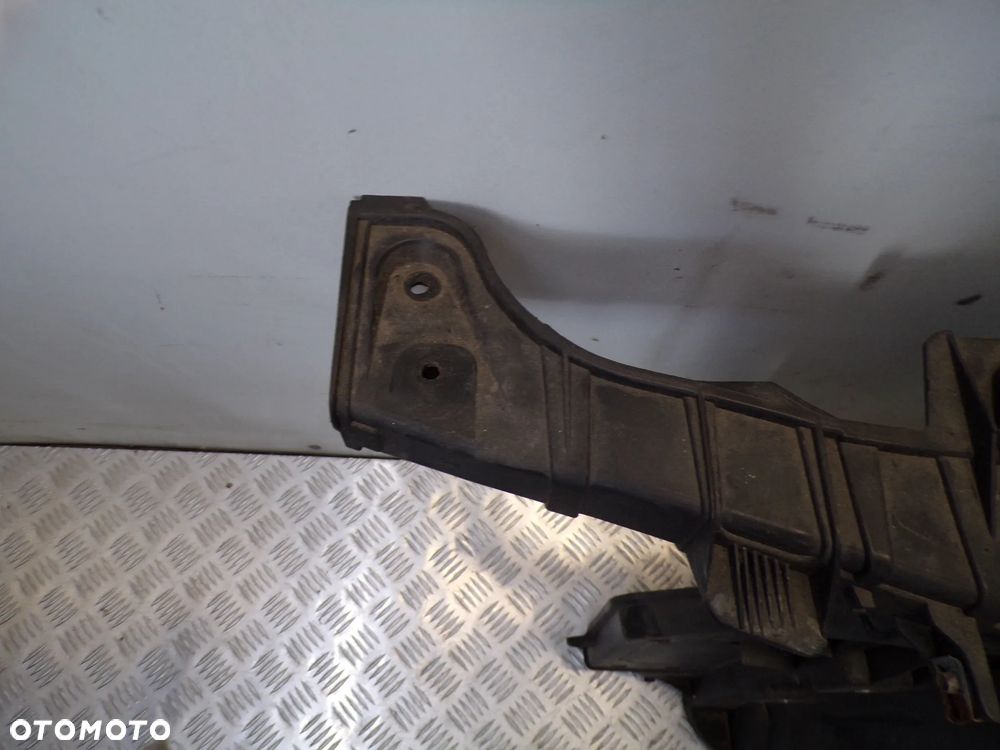 PAS PRZEDNI BMW E82 2.0 BENZYNA - 5