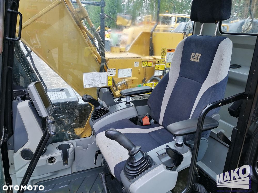 Caterpillar 312E - 8