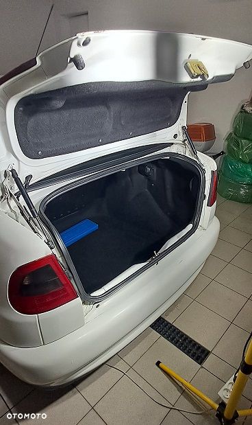 Seat Cordoba 1.4 16V Stella - 14