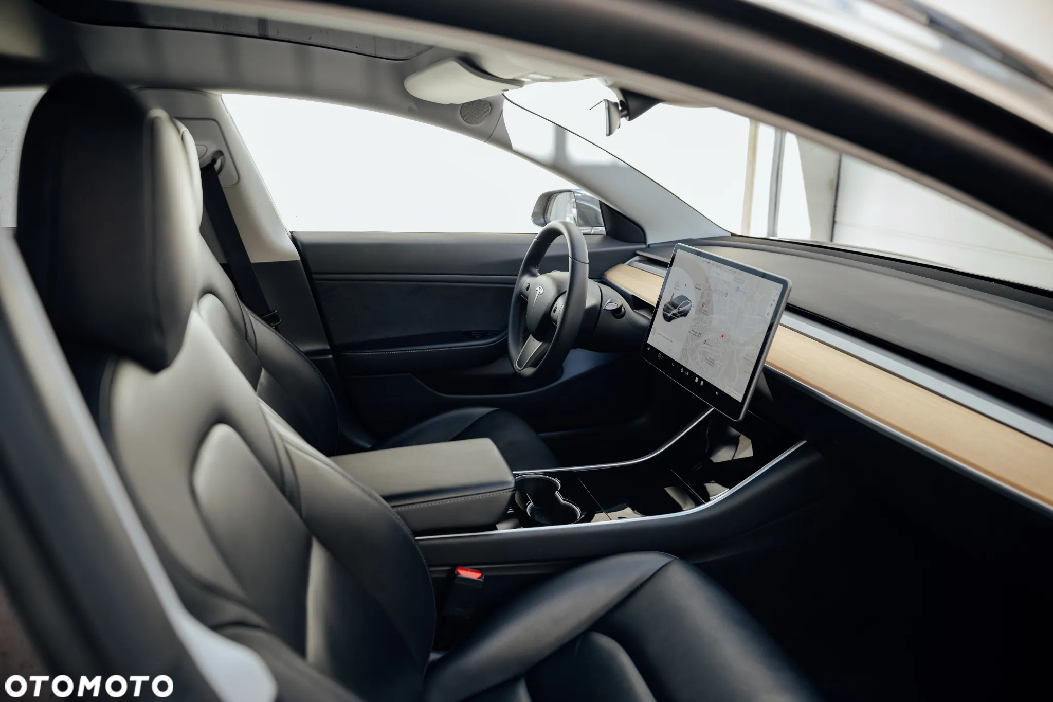Tesla Model 3 Standard Reichweite Plus Hinterradantrieb - 19
