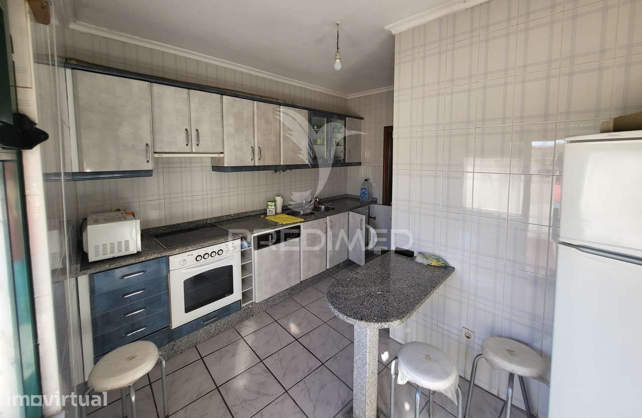Apartamento T2 no centro de Macedo de Cavaleiros - Grande imagem: 2/9
