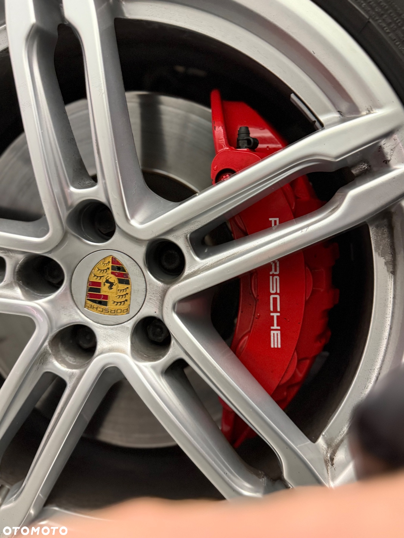 Porsche Macan Turbo - 28