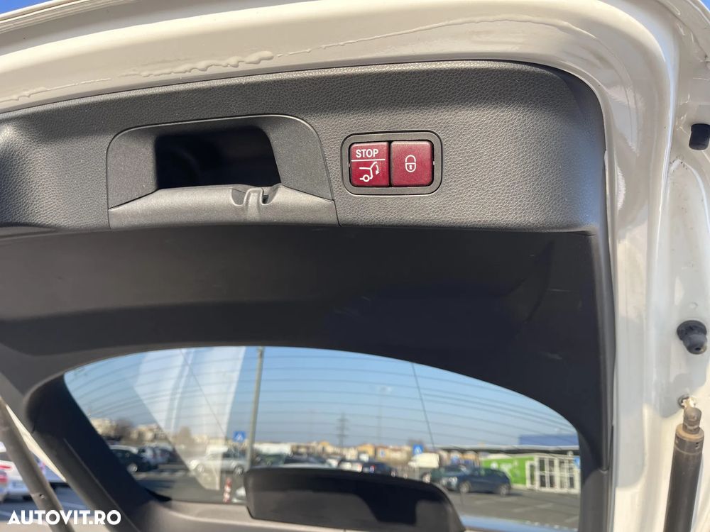 Mercedes-Benz GLC 250 4MATIC 9G-TRONIC AMG Line - 26