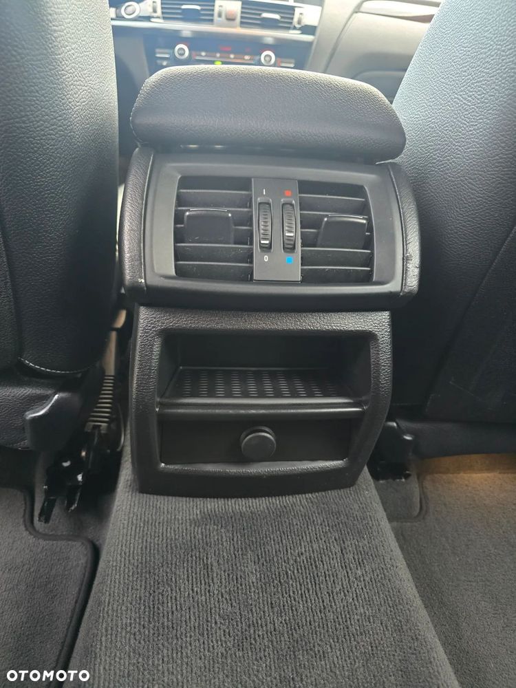 BMW X3 xDrive20d xLine - 24