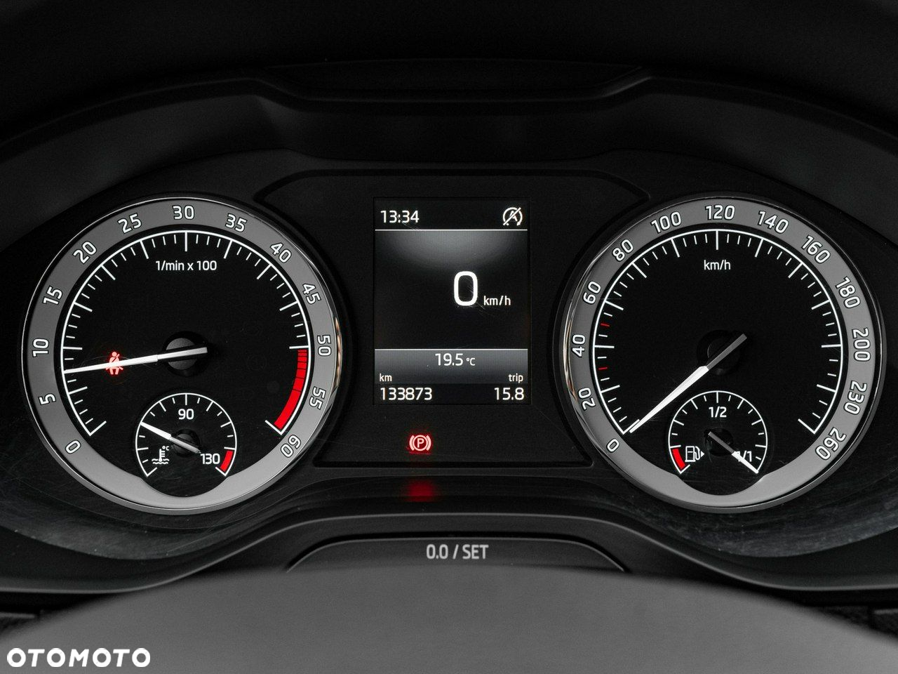 Skoda Karoq 1.6 TDI 4x2 Ambition - 15