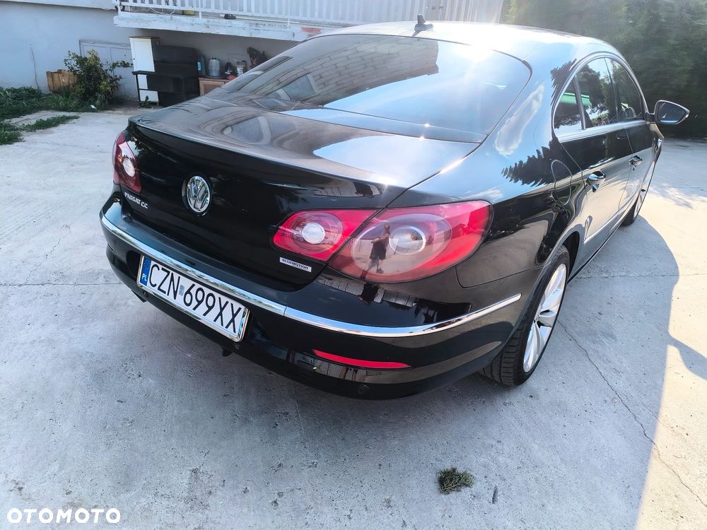 Volkswagen Passat 2.0 TDI Highline DSG - 14