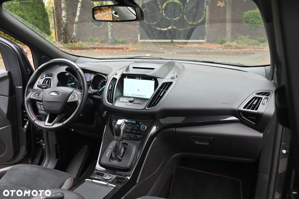 Ford Kuga 1.5 EcoBoost 4x4 ST-Line - 29
