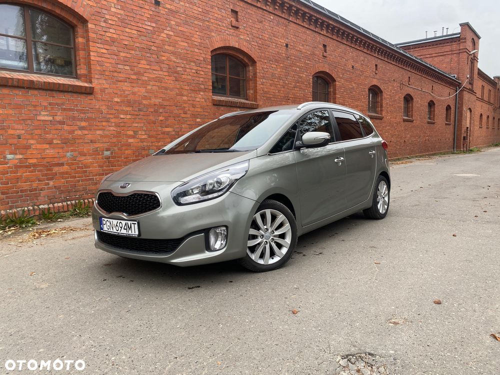 Kia Carens 1.7 CRDi M 7os EU6 - 8
