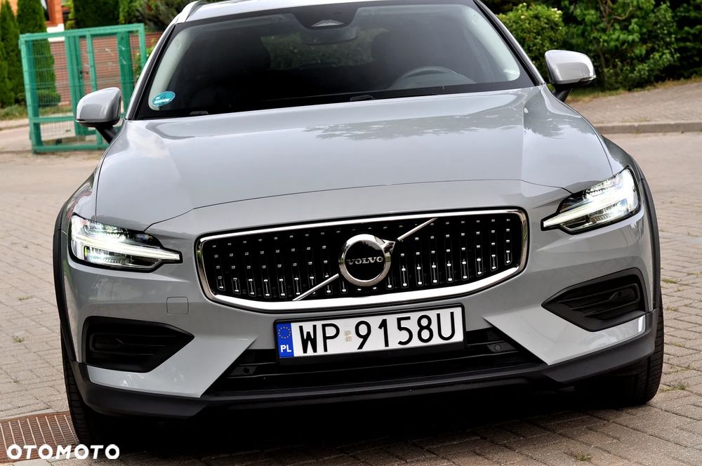Volvo V60 Cross Country B4 D AWD Geartronic Pro - 6