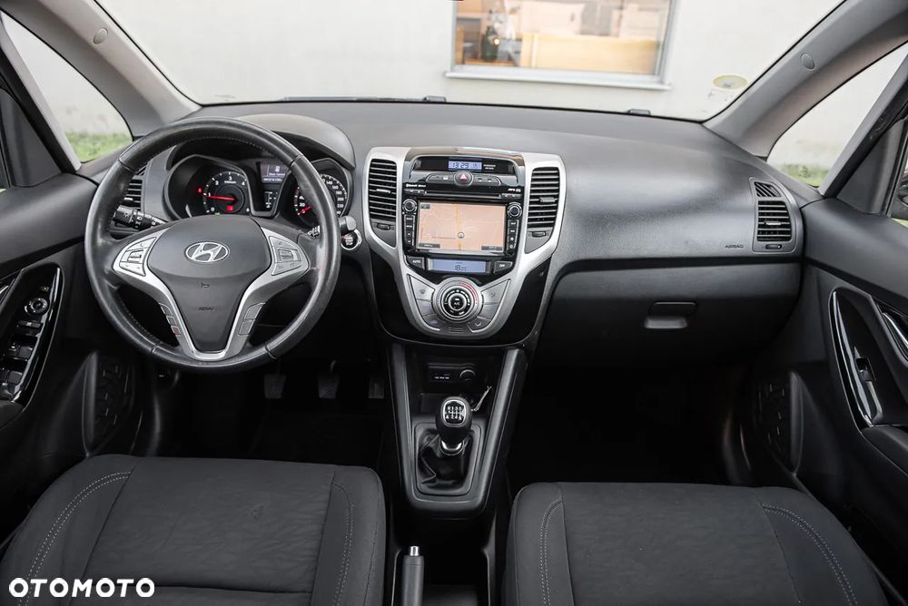 Hyundai ix20 1.6 CRDi blue YES Gold - 26