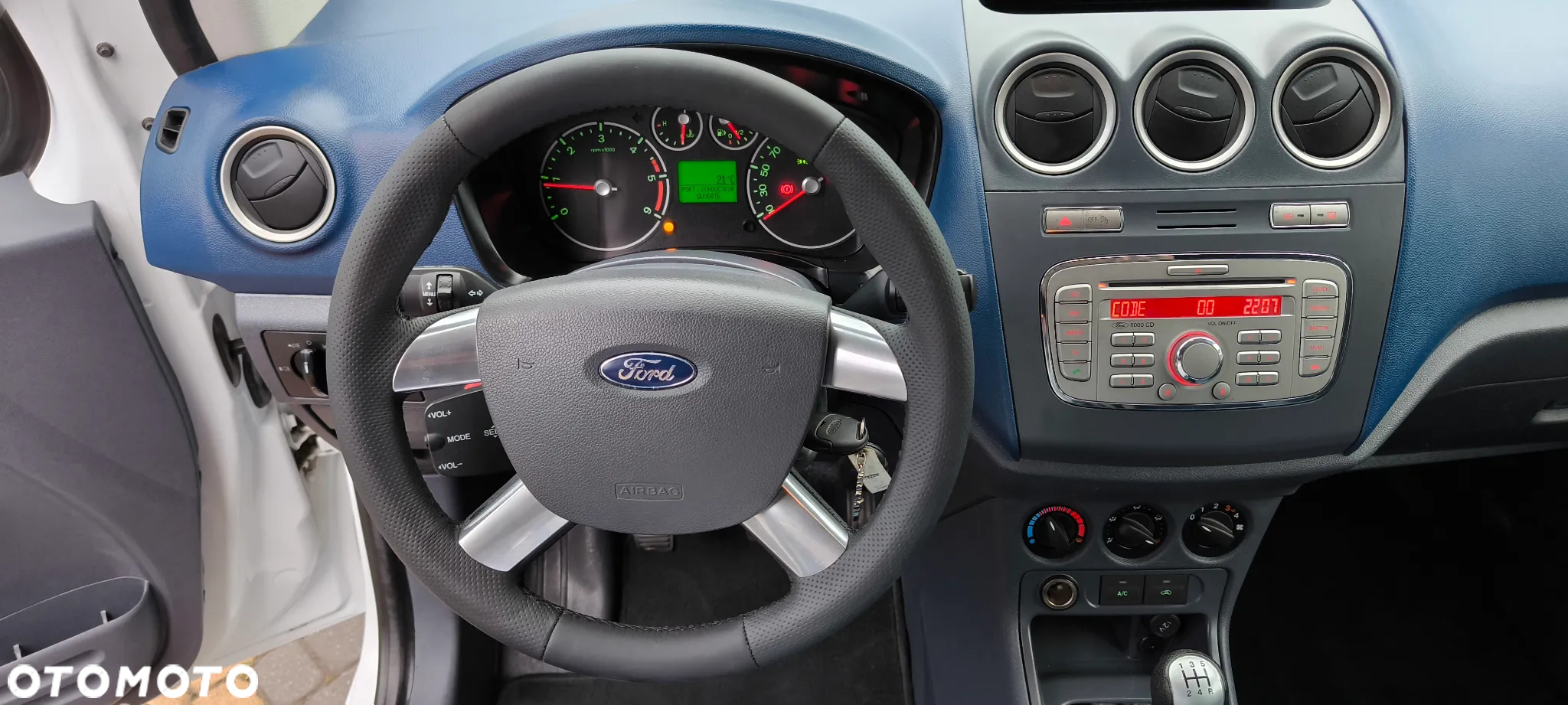 Ford Transit Connect - 14