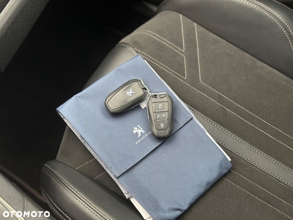 Peugeot 5008 1.5 BlueHDi GT S&S EAT8 - 31