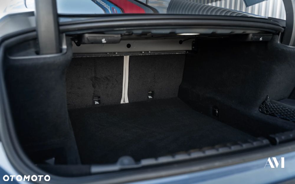 BMW Seria 8 M850i xDrive - 28