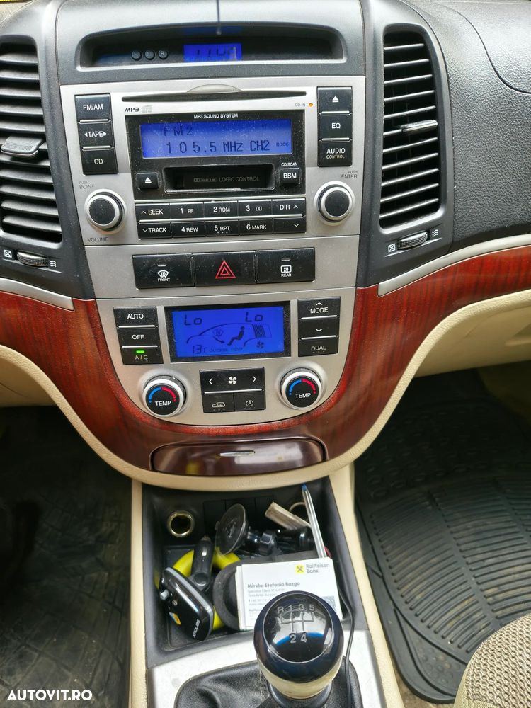 Hyundai Santa Fe 2.2 DSL VGT 7 SEATS 4WD - 7