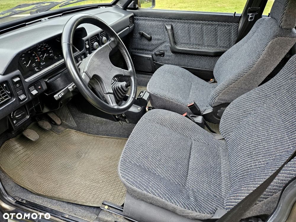 Polonez Caro - 3