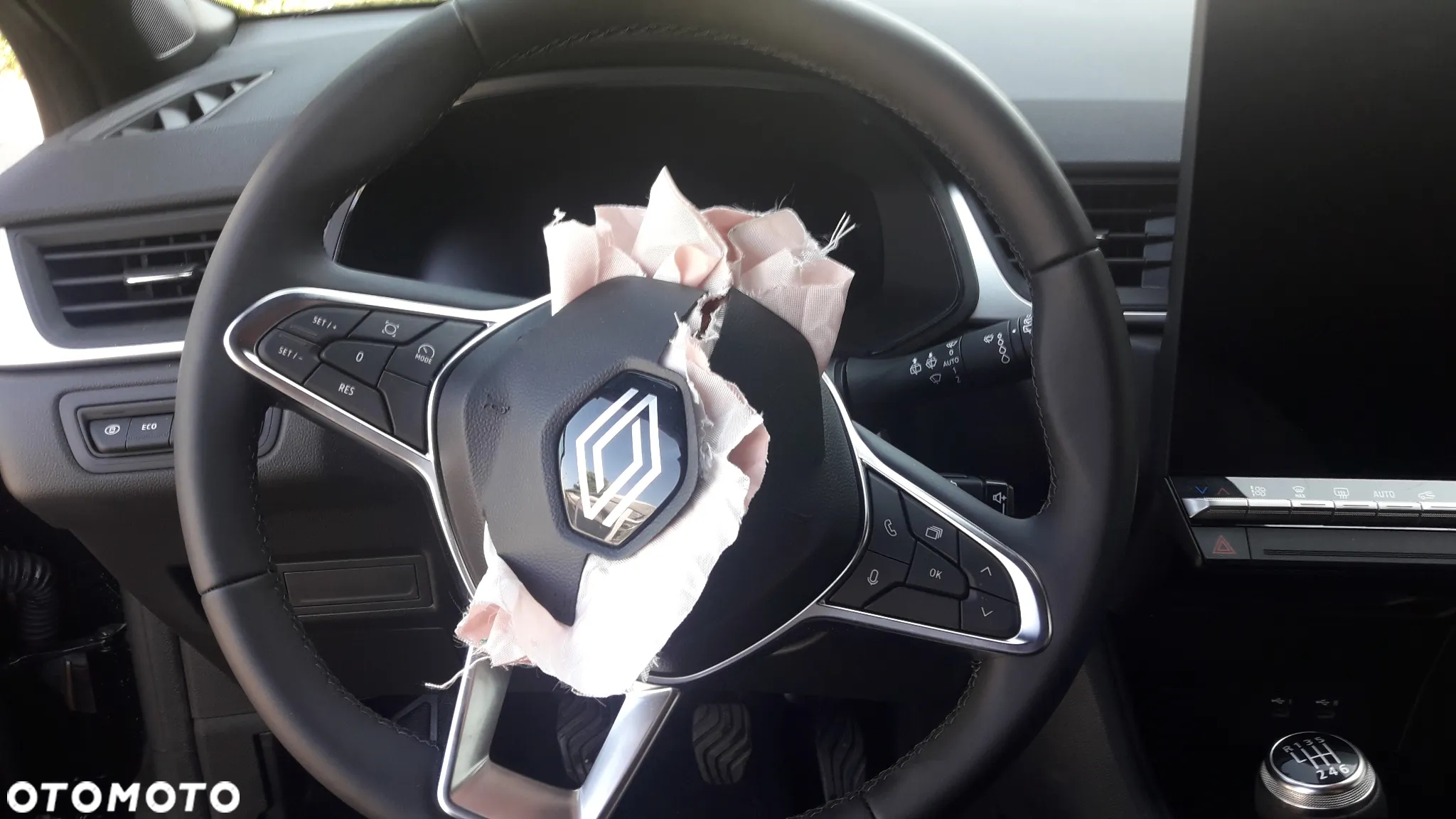 Renault Captur TCe 90 BUSINESS EDITION - 9
