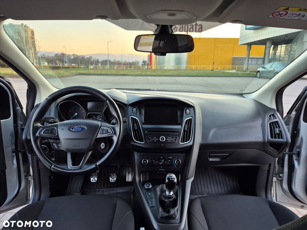 Ford Focus 1.5 EcoBoost Red Edition ASS - 10