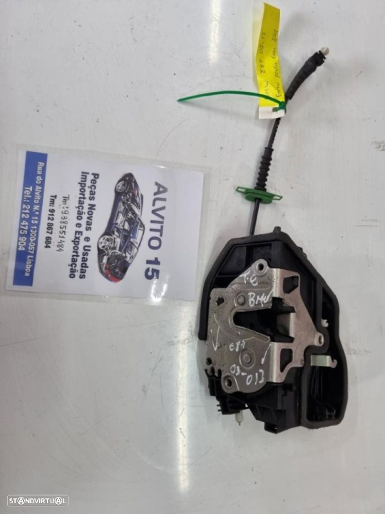 fecho da porta trás esquerda BMW  E87  2003 - 2013