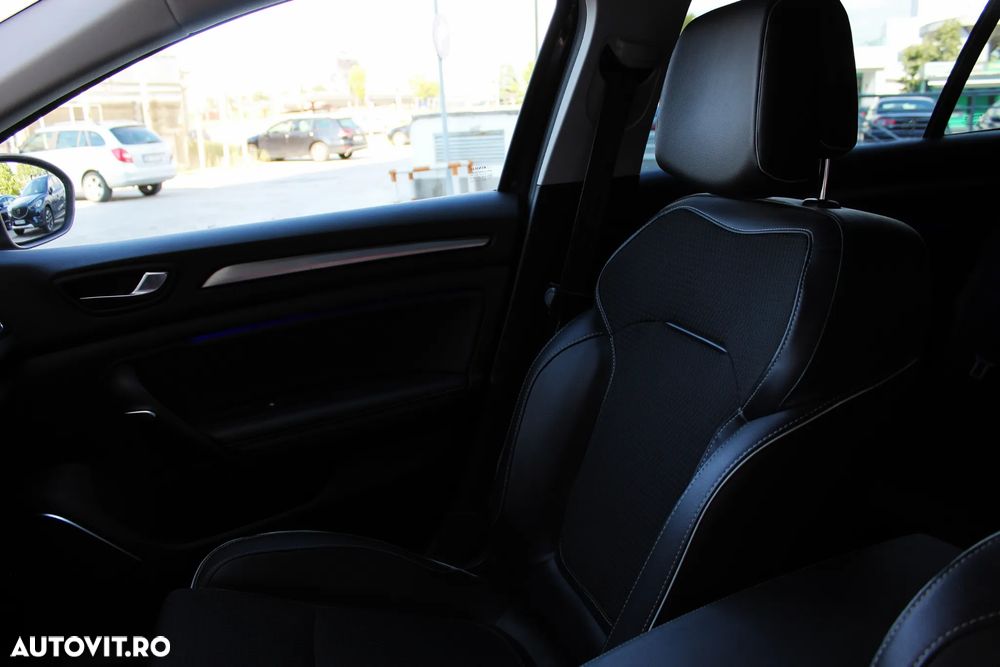Renault Megane BLUE dCi 115 EDC BOSE EDITION - 9