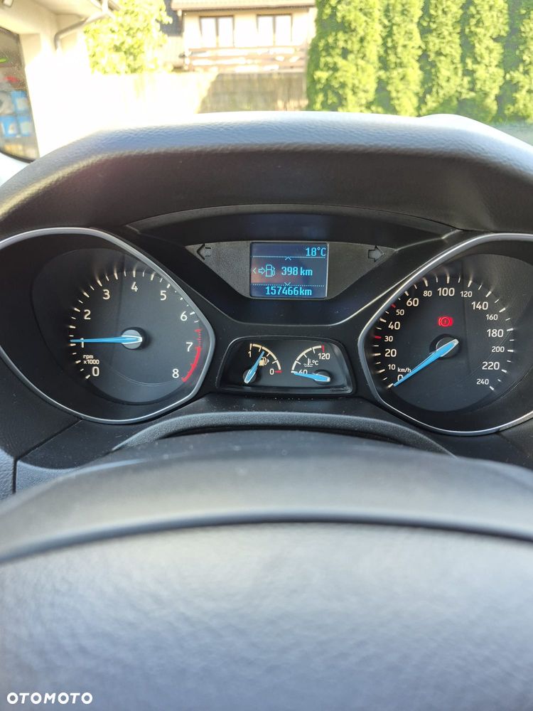 Ford Focus 1.6 Trend - 12