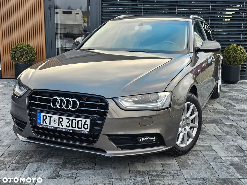 Audi A4 Avant 2.0 TDI DPF multitronic S line Sportpaket - 13