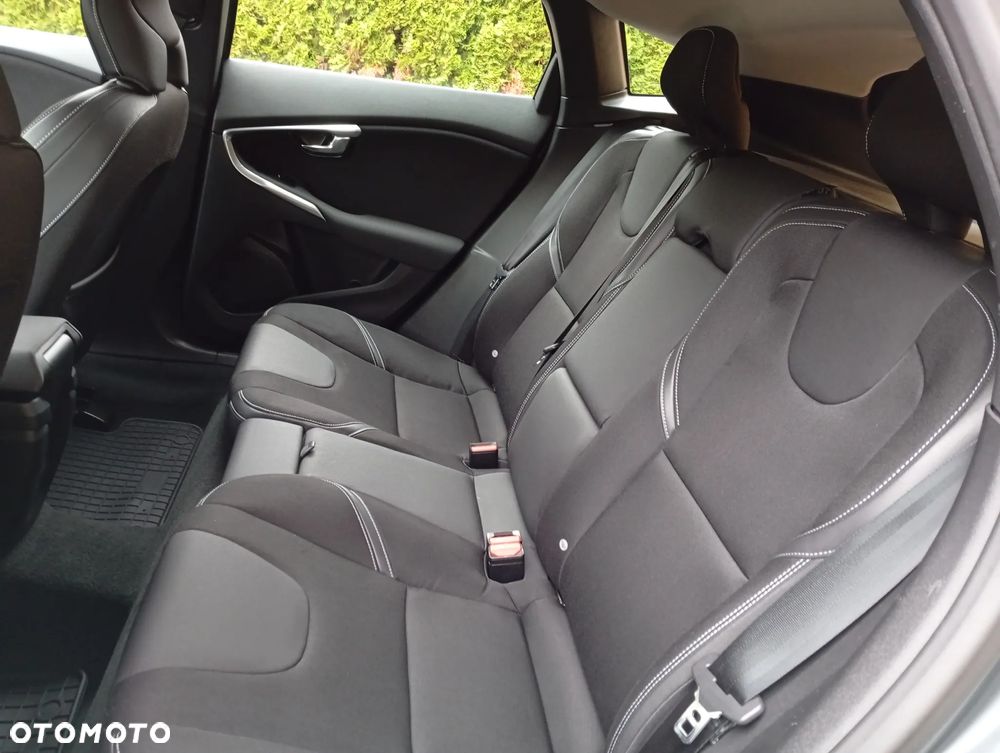 Volvo V40 - 14