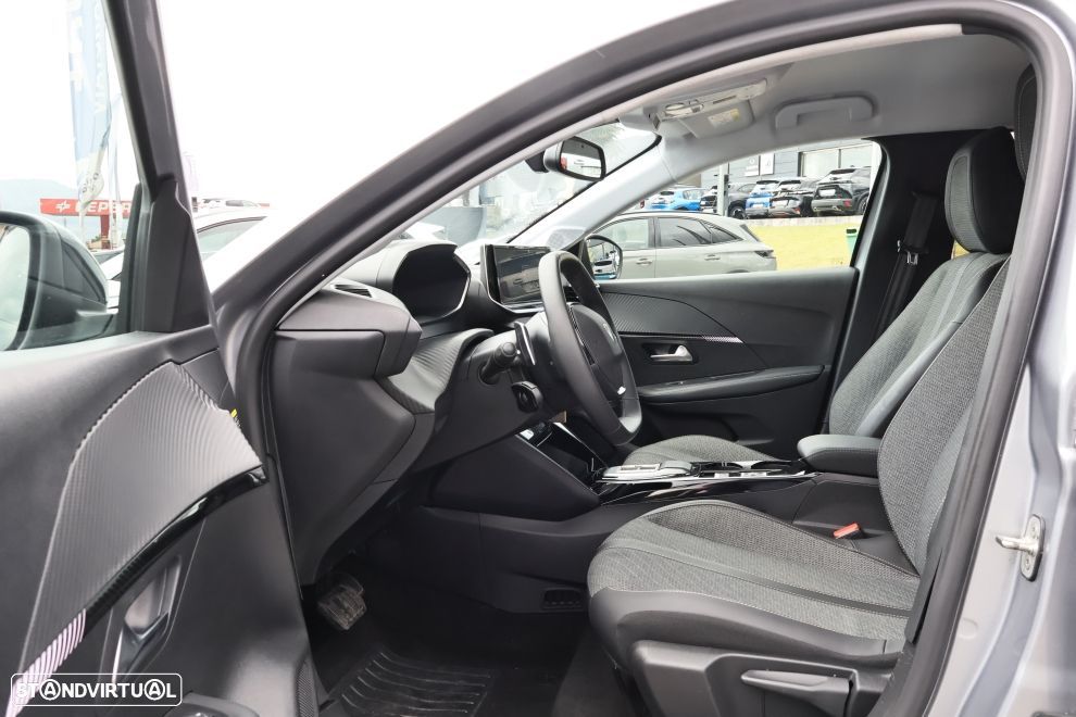 Peugeot 208 1.2 Hybrid Allure e-DCS6 - 14