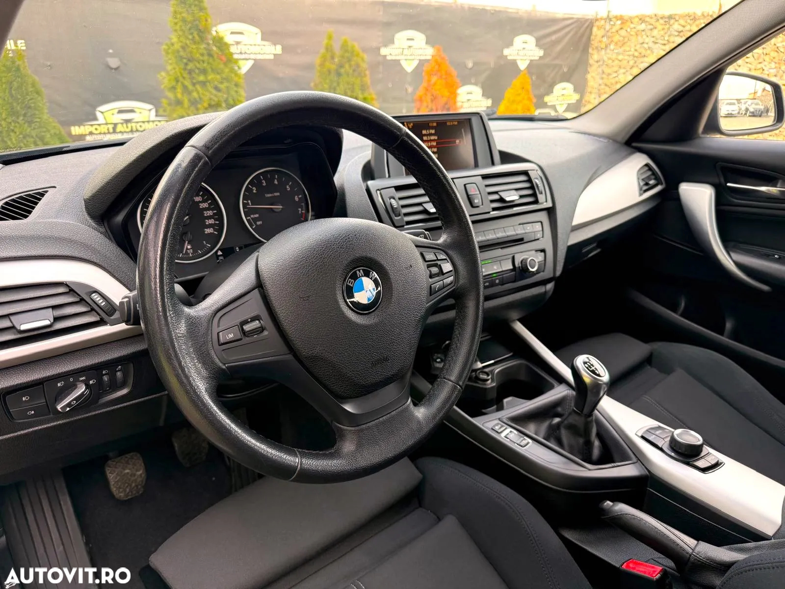 BMW Seria 1 116i - 6