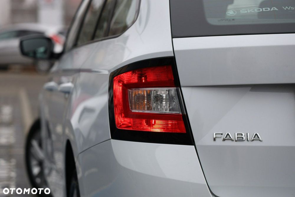 Skoda Fabia - 10