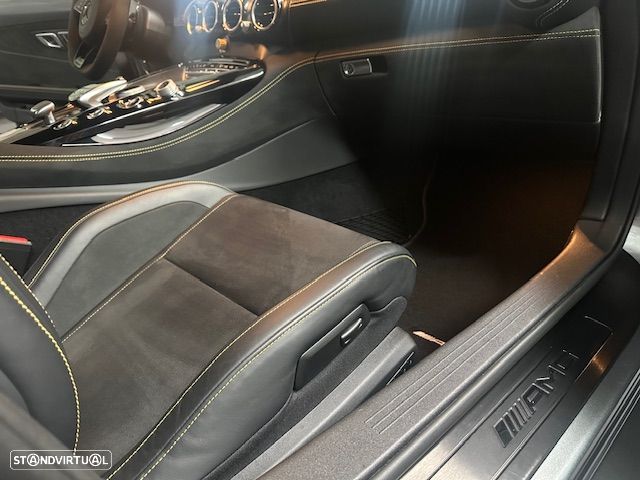 Mercedes-Benz AMG GT R - 15