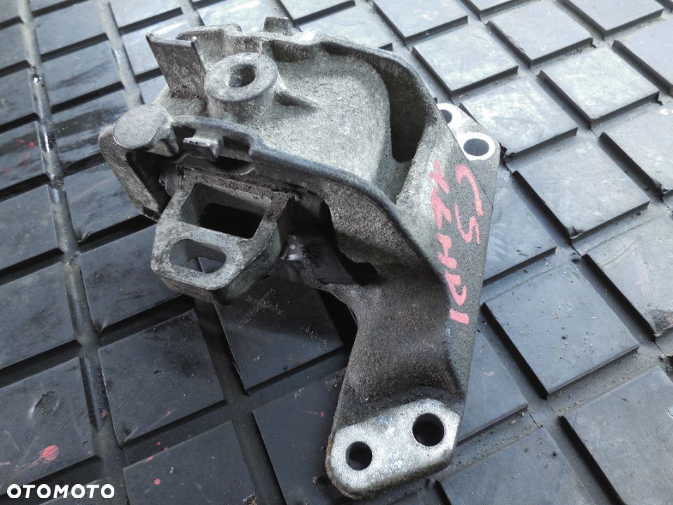 CITROEN C5 I LIFT 1.6 HDI ŁAPA PODUSZKA SKRZYNI - 1