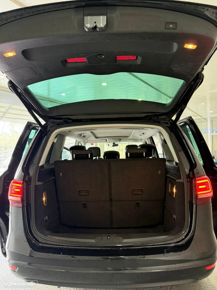 VW Sharan 2.0 TDI Blue Highline DSG - 9