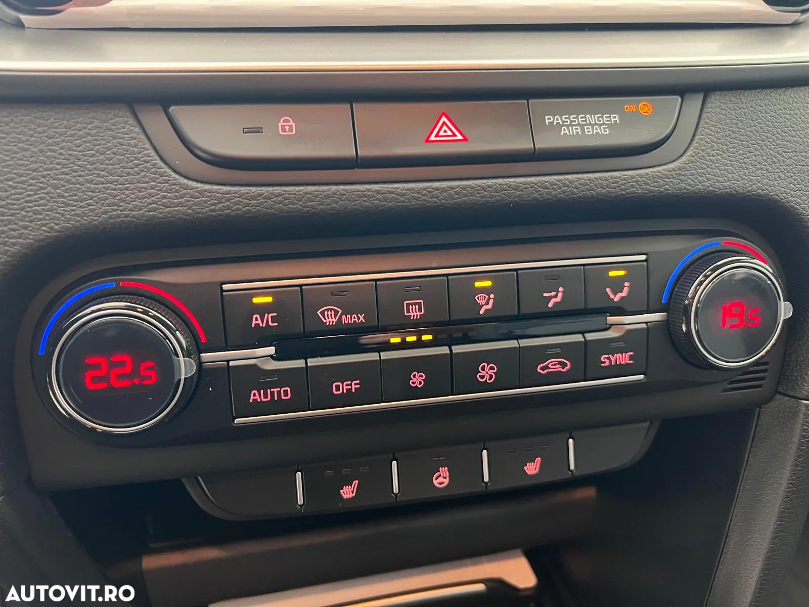 Kia XCeed 1.5 T-GDI 7DCT City - 11