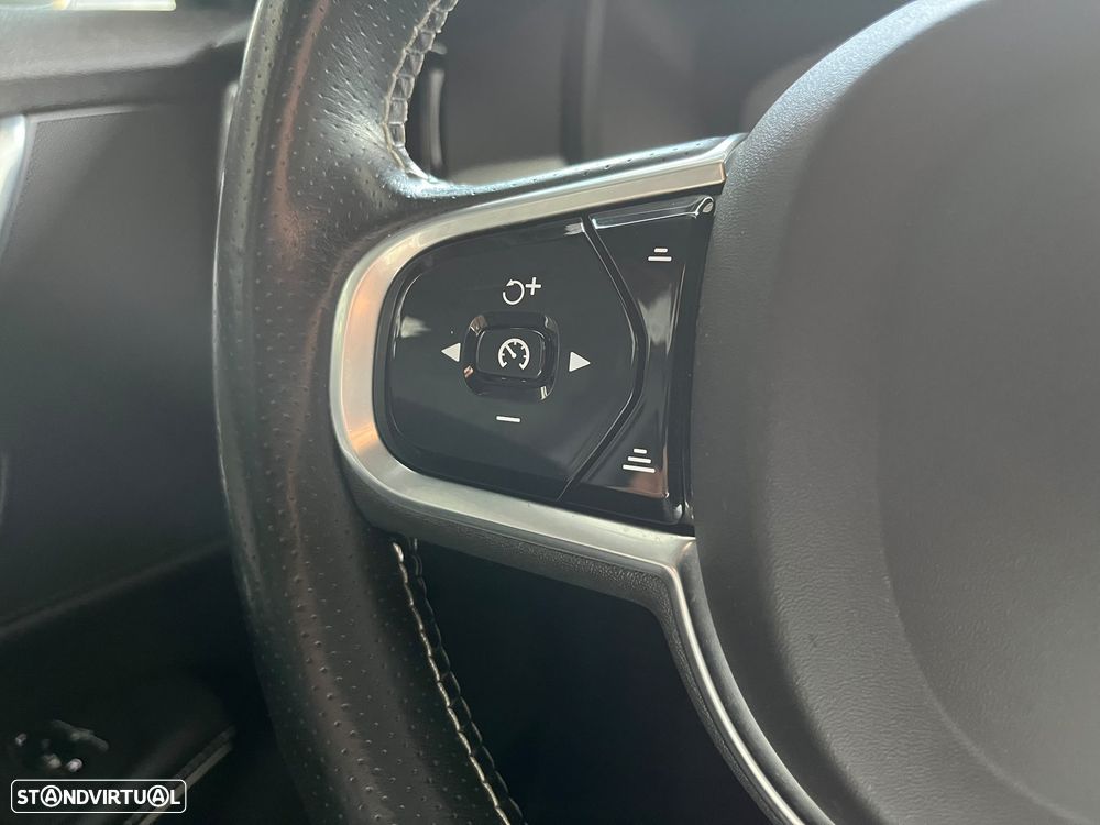 Volvo V90 D4 Geartronic R Design - 30