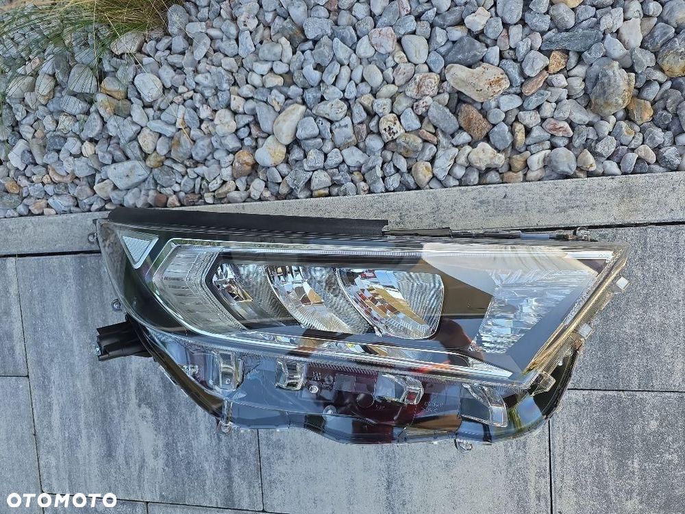 TOYOTA RAV4 V 5 Lampa prawa przód Full Led Basic Led 42-88 2018-2021 - 6