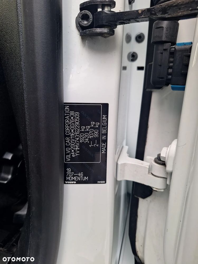 Volvo V40 D2 Momentum - 24