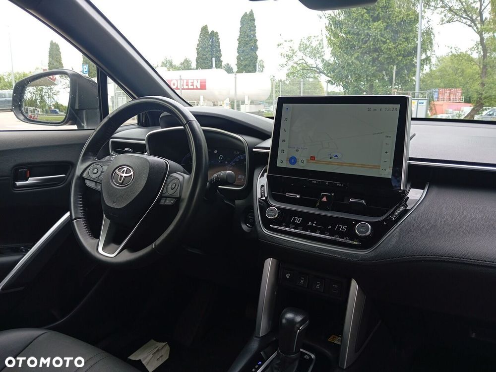 Toyota Corolla Cross 2.0 Hybrid Executive - 12