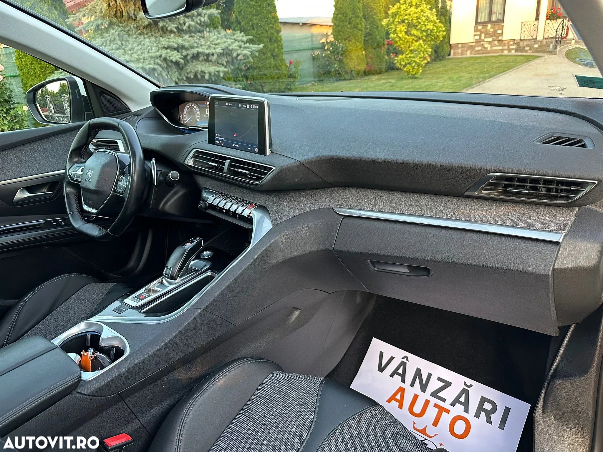 Peugeot 3008 BlueHDi 130 Stop & Start EAT8 Allure Business-Paket - 12