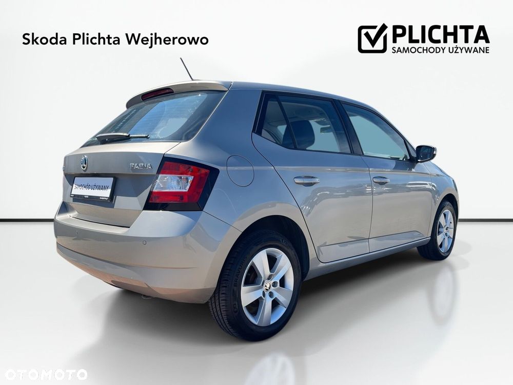 Skoda Fabia - 6