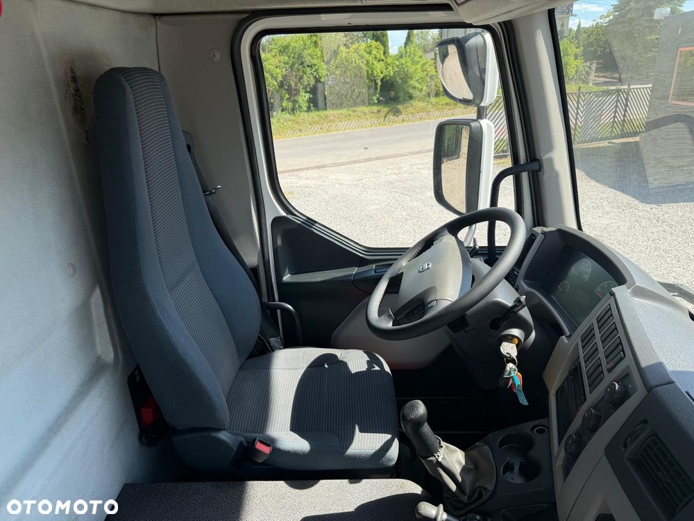 Volvo FL 240 / Rama do zabudowy / DMC 16 000 kg. / - 25