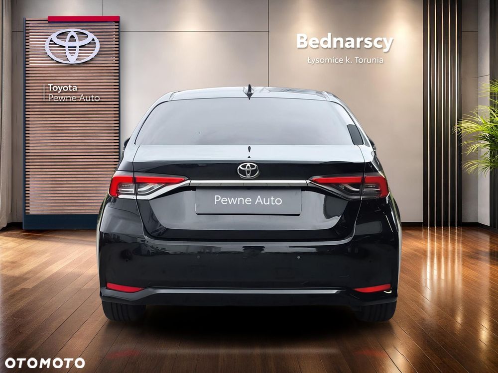 Toyota Corolla - 4