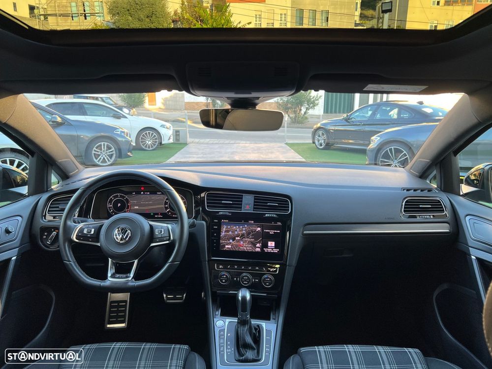 VW Golf 2.0 TDi GTD DSG - 17