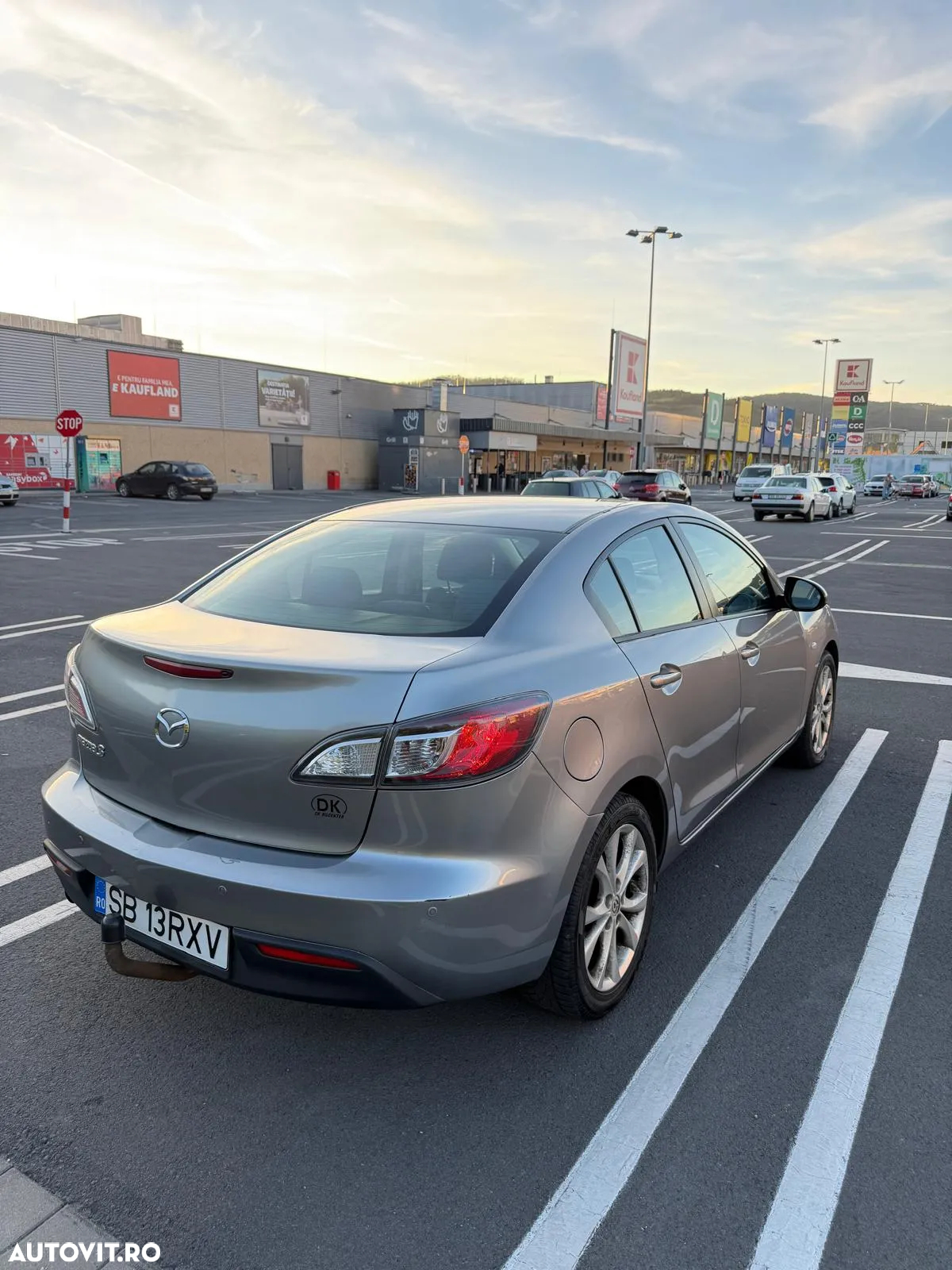Mazda 3 - 5